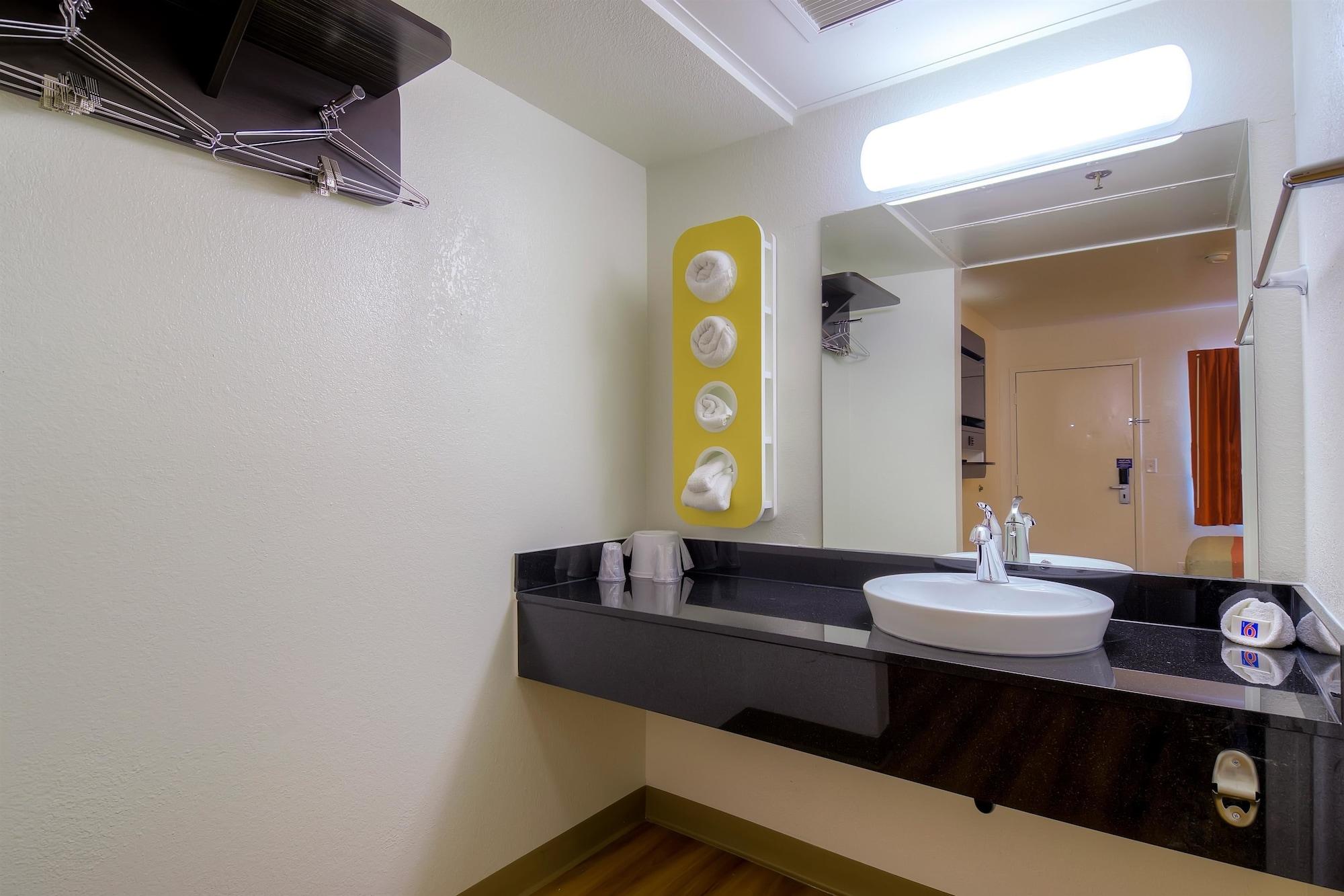 Motel 6-Palm Springs, Ca - Downtown ภายนอก รูปภาพ